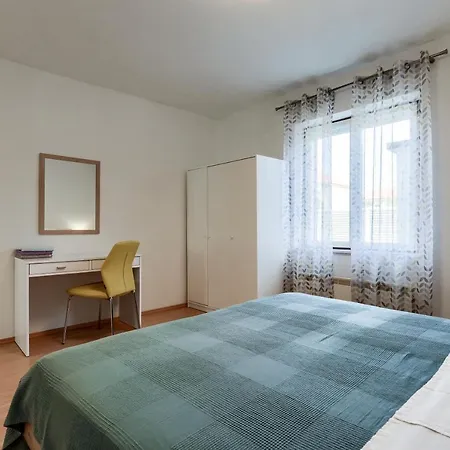 Apartamento Klarin *